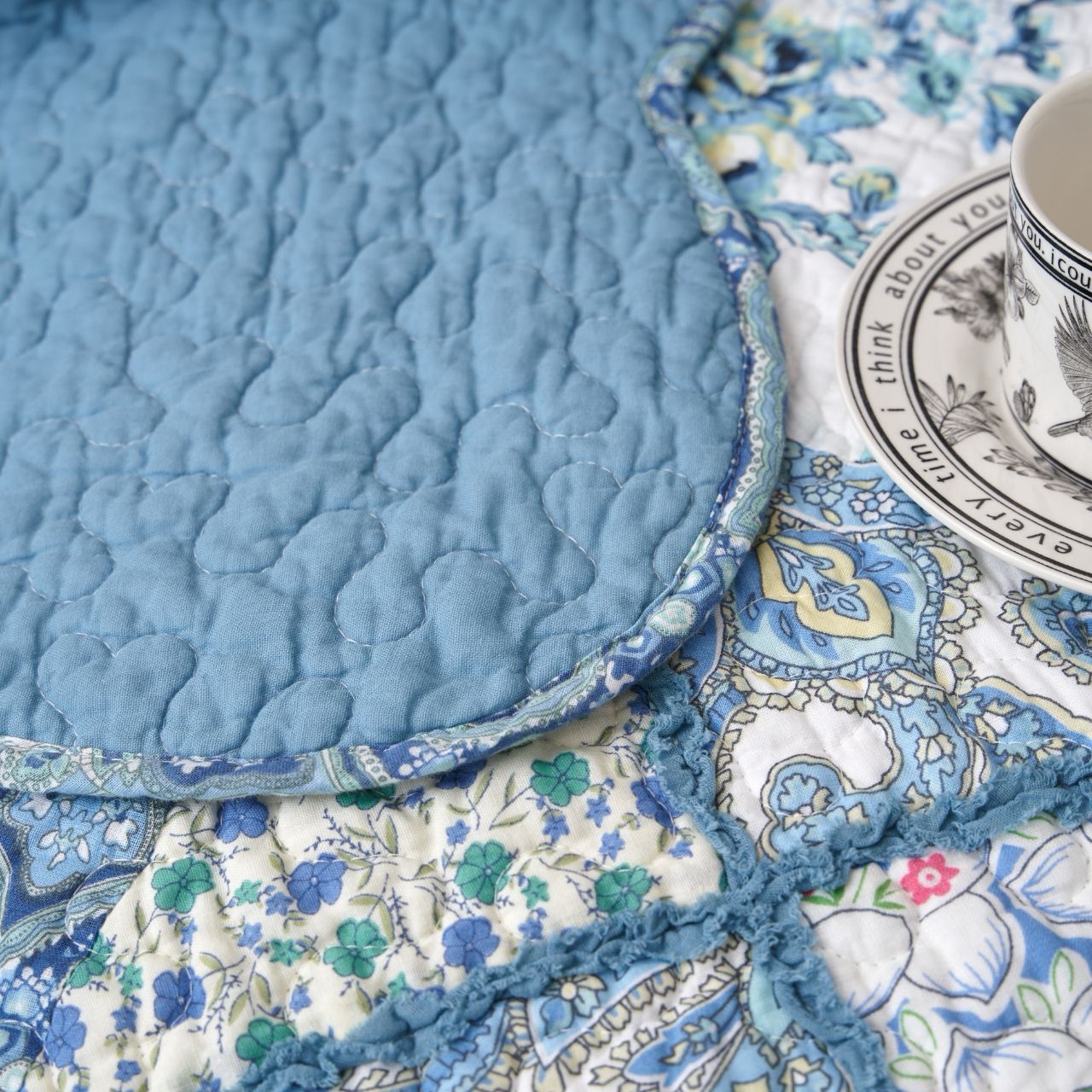 Tache Petal Dance White Blue Floral Vintage Garden Scalloped Cotton Patchwork Quilted Throw Blanket (JHW-646)-2