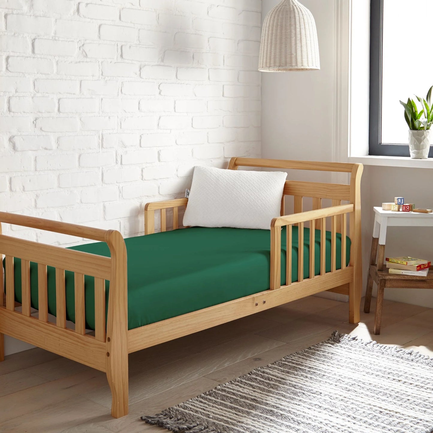 Bamboo Crib Sheet – Cooling Bamboo Crib Fitted Sheet (100% Bamboo Viscose)