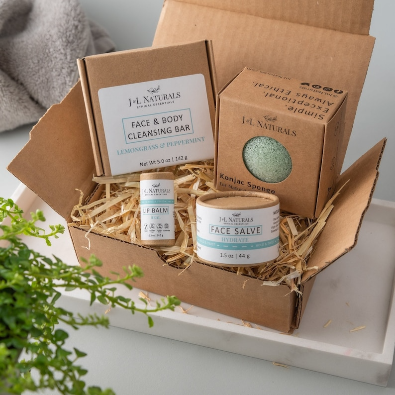 Essentials Skin Regimen Kit (4-Piece Set)-0