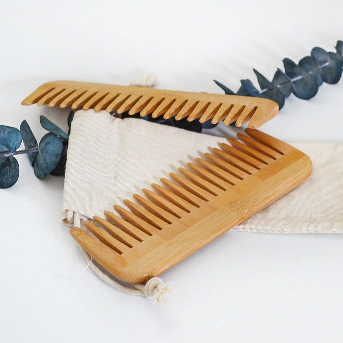 Natural Bamboo Wide Tooth Comb-Zero Waste Detangeling Comb-With Organic Cotton Pouch-2