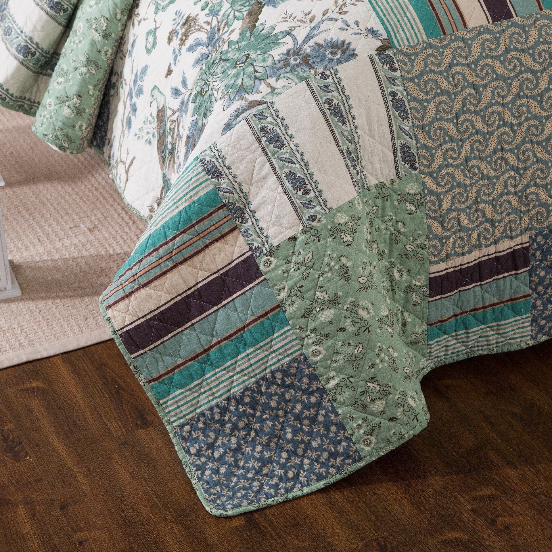 Tache Cotton Forest Glade Quilted Patchwork Bedspread Set (JHW-650)-1