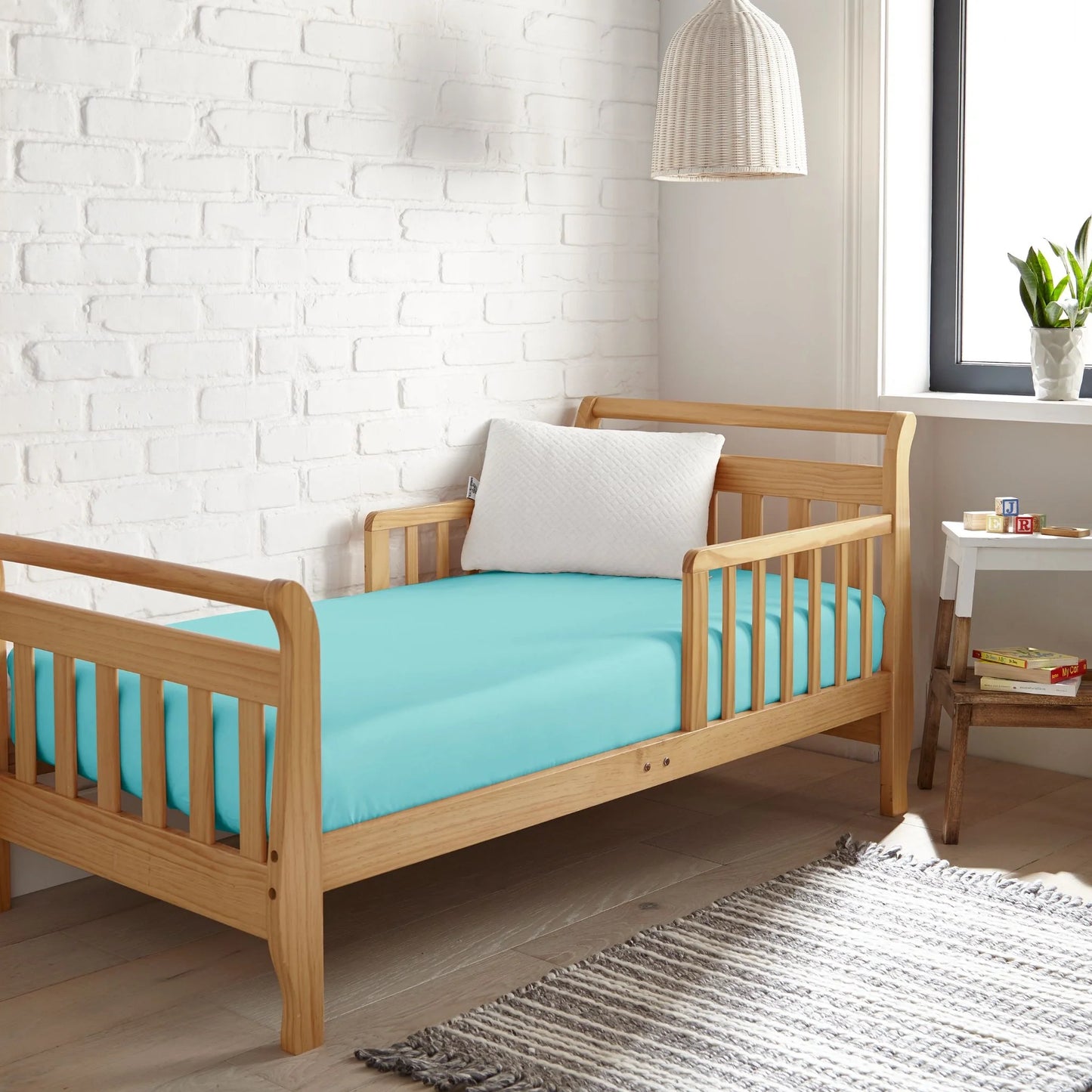 Bamboo Crib Sheet – Cooling Bamboo Crib Fitted Sheet (100% Bamboo Viscose)