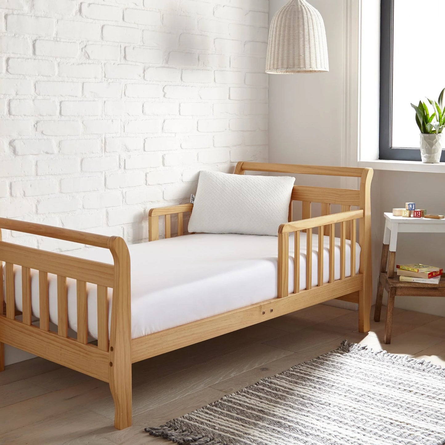 Bamboo Crib Sheet – Cooling Bamboo Crib Fitted Sheet (100% Bamboo Viscose)